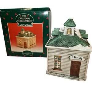 The Christmas Collectibles Light Up School House Seymour Mann‎ #MER320